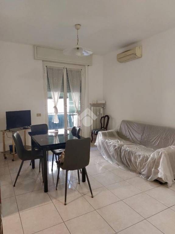 appartamento in affitto a Pavia in zona Città Giardino