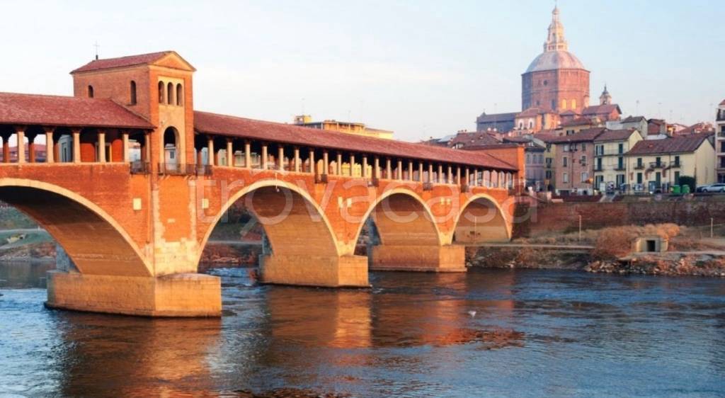 appartamento in affitto a Pavia in zona Centro Città