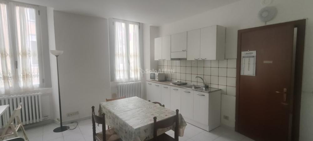 appartamento in affitto a Pavia in zona Centro Città