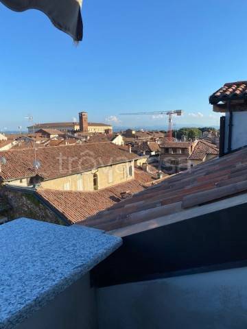 appartamento in affitto a Pavia in zona Centro Città