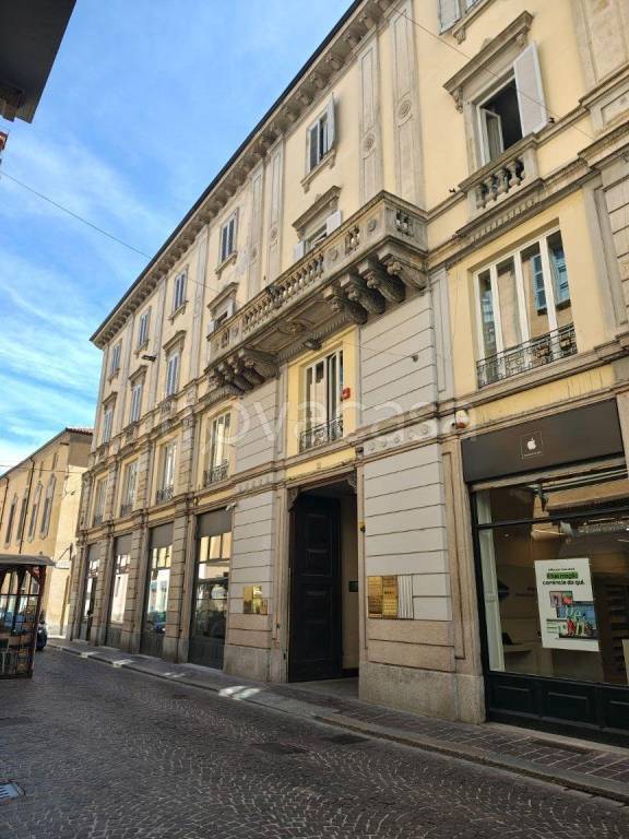 appartamento in affitto a Pavia in zona Centro Città