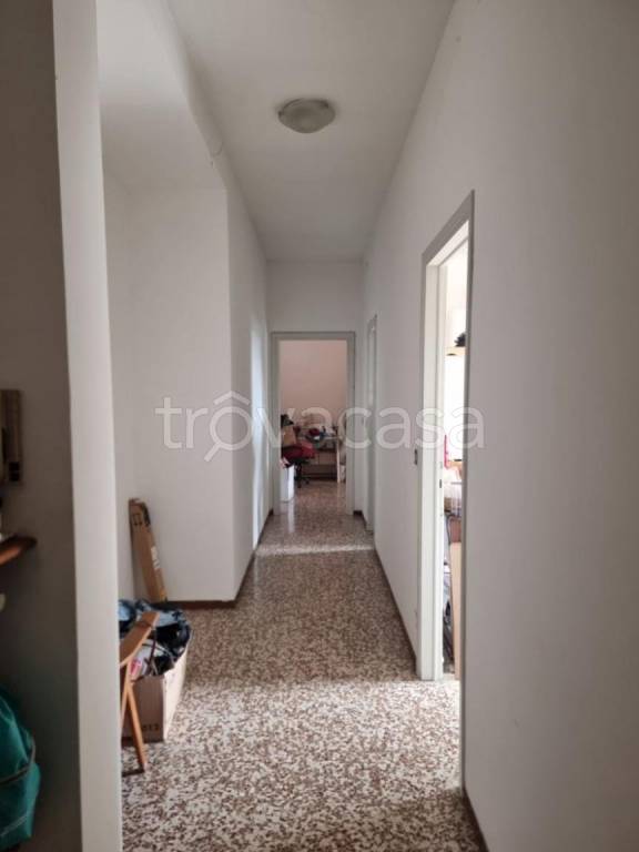 appartamento in affitto a Pavia in zona Pompieri