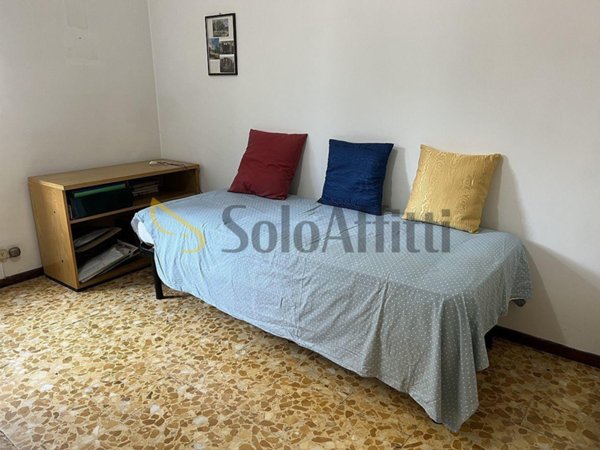 appartamento in affitto a Pavia in zona Campari