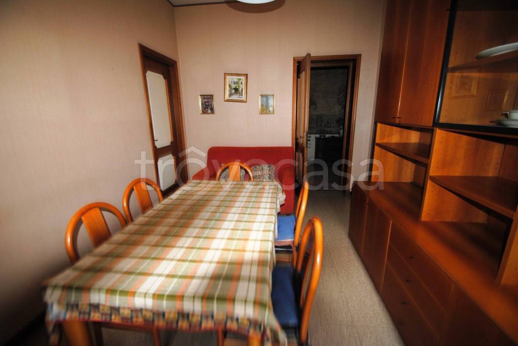 appartamento in affitto a Pavia in zona Stazione