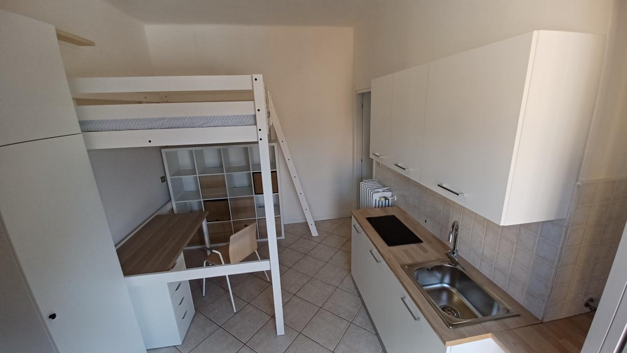 appartamento in affitto a Pavia in zona Borgo Ticino