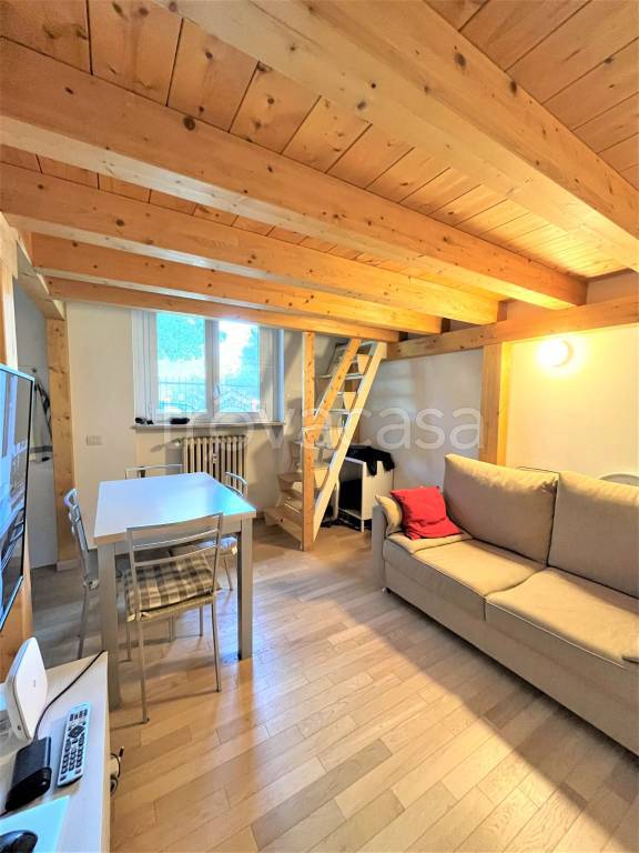 appartamento in affitto a Pavia in zona Città Giardino