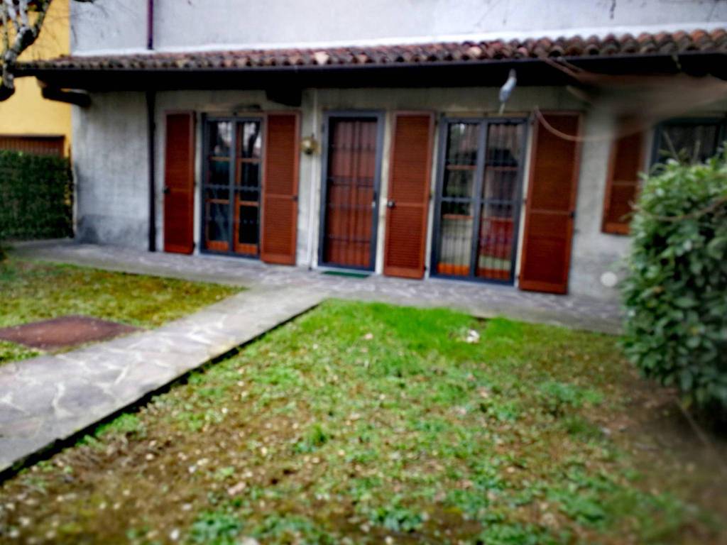 casa indipendente in affitto a Pavia in zona Borgo Ticino