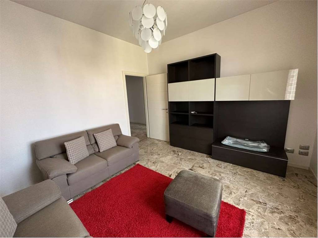 appartamento in affitto a Pavia in zona Viale Cremona
