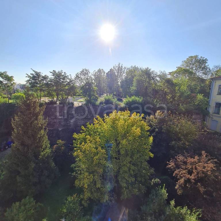 appartamento in affitto a Pavia in zona Centro Città