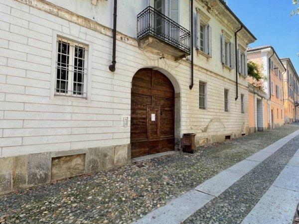 appartamento in affitto a Pavia in zona Centro Città