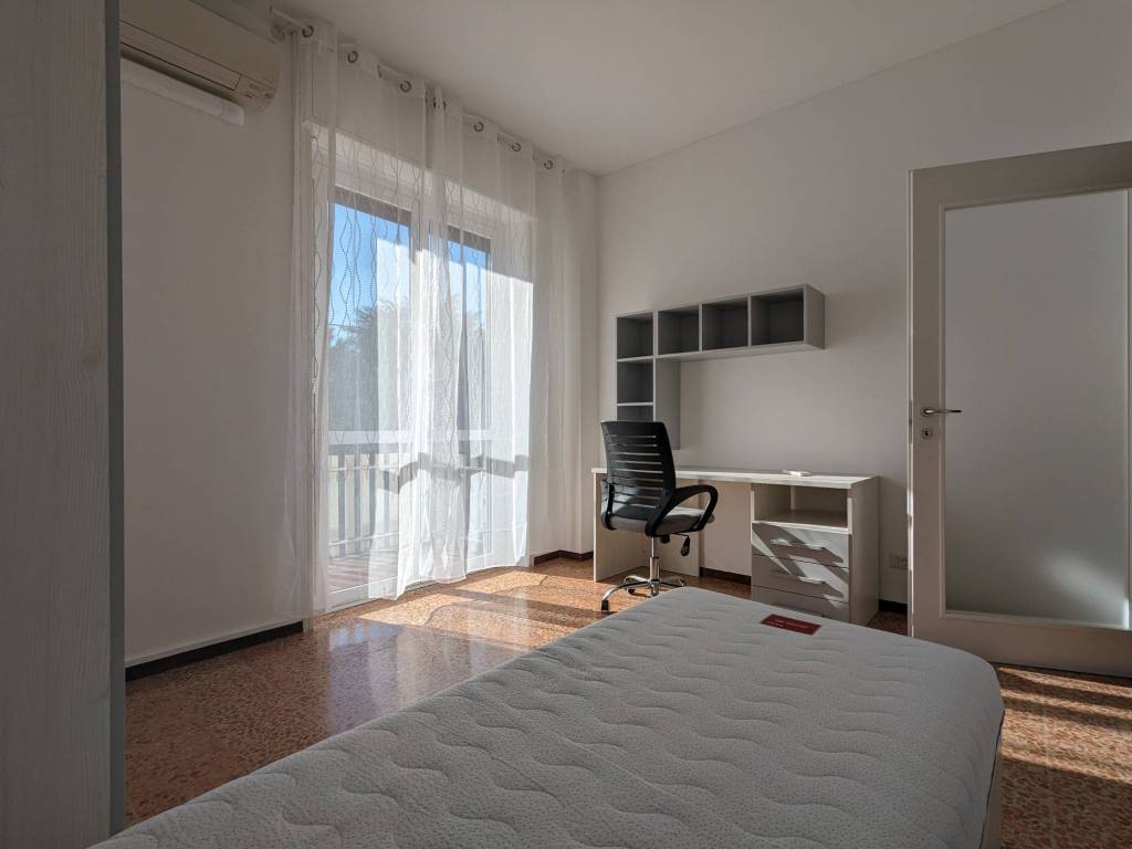 appartamento in affitto a Pavia in zona Pompieri