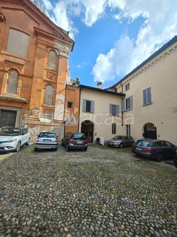appartamento in affitto a Pavia in zona Centro Città