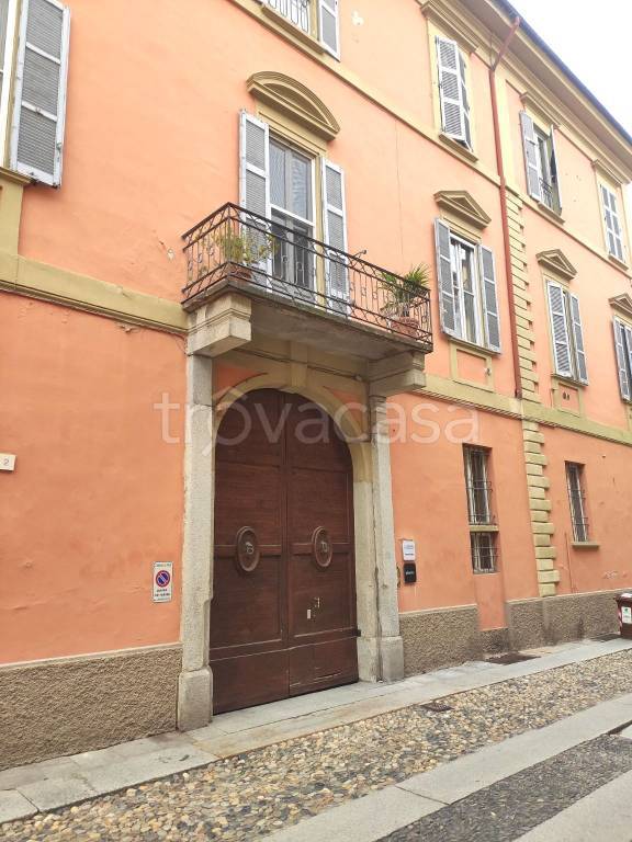 appartamento in affitto a Pavia in zona Centro Città