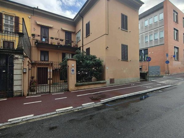 appartamento in affitto a Pavia in zona Stazione