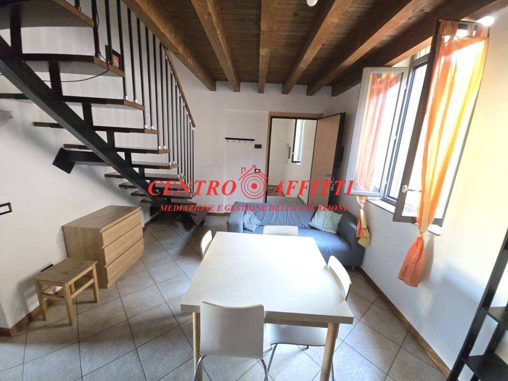 appartamento in affitto a Pavia in zona Centro Città