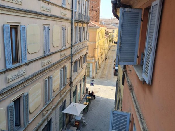 appartamento in affitto a Pavia in zona Centro Città