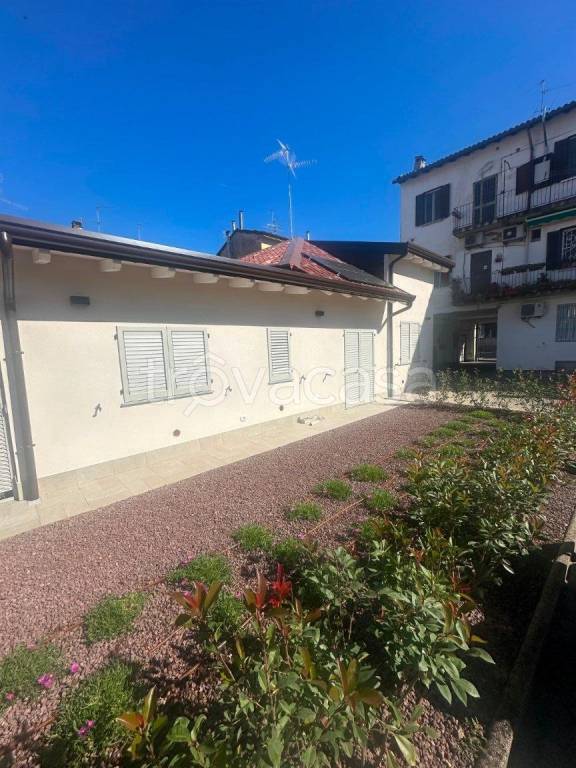 bivano in affitto a Pavia in zona Città Giardino