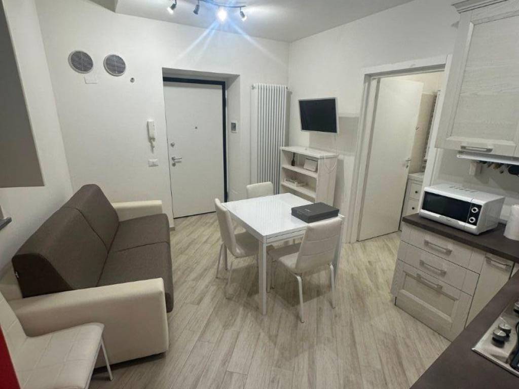 appartamento in affitto a Pavia in zona Centro Città