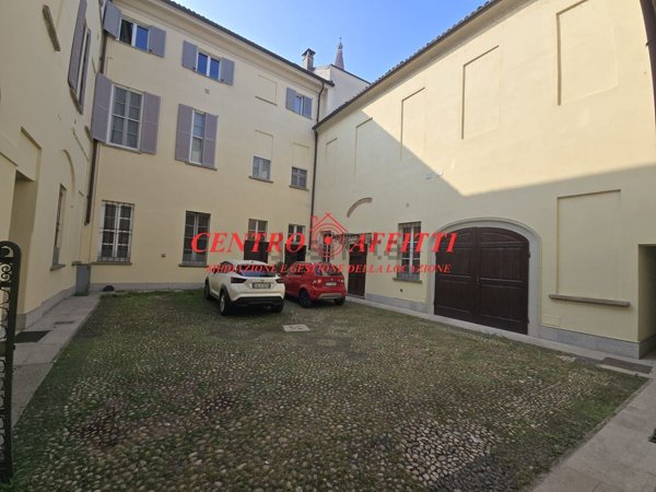 appartamento in affitto a Pavia in zona Centro Città