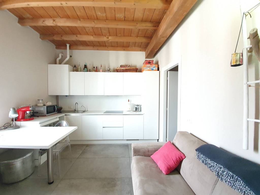 appartamento in affitto a Pavia in zona Città Giardino