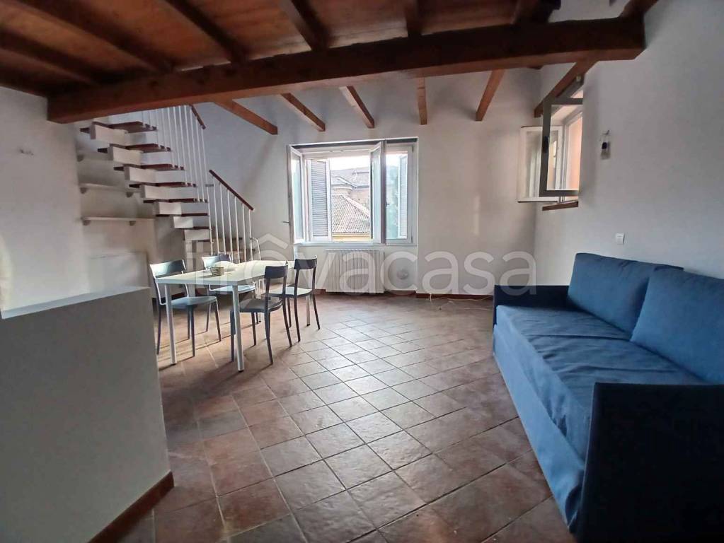 appartamento in affitto a Pavia