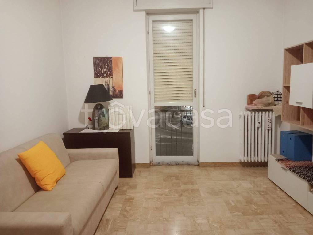 appartamento in affitto a Pavia in zona Città Giardino