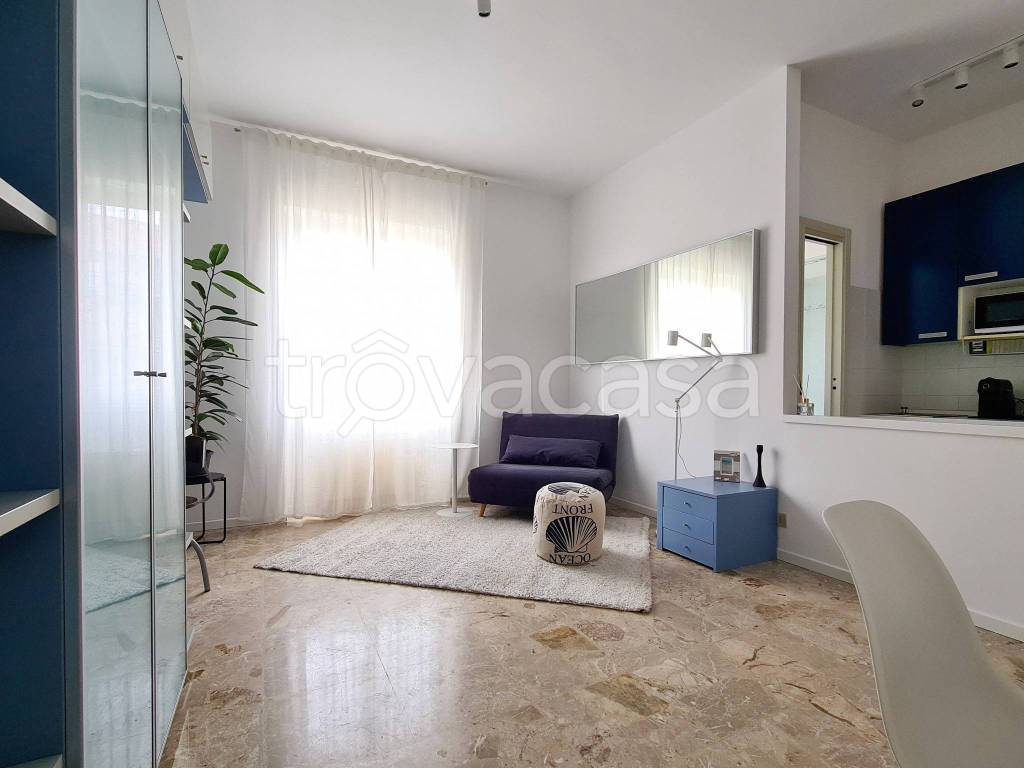 appartamento in affitto a Pavia in zona Campari