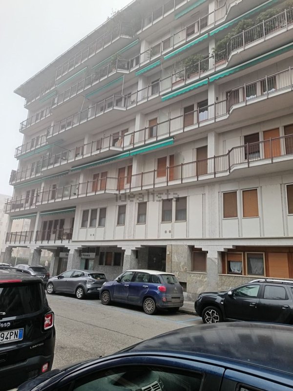 ufficio in affitto a Pavia in zona Stazione