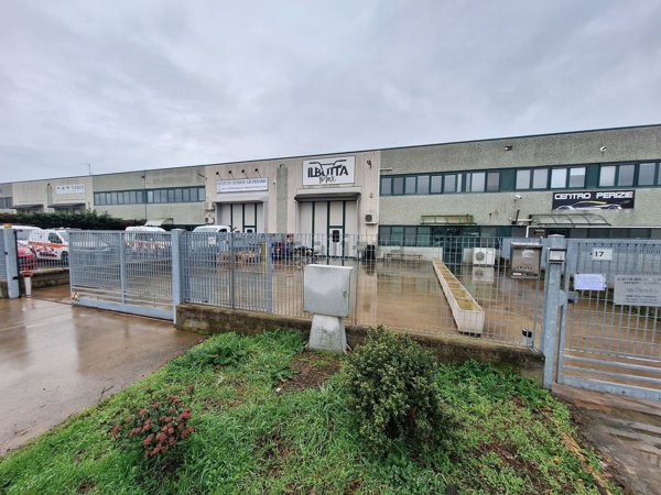 ufficio in affitto a Pavia