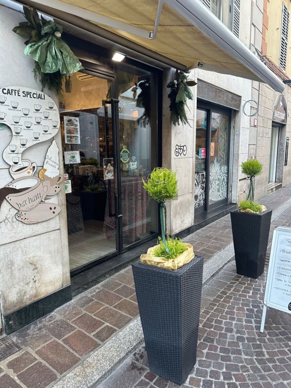 negozio in affitto a Pavia in zona Centro Città