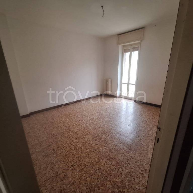 appartamento in affitto a Pavia in zona Chiozzo