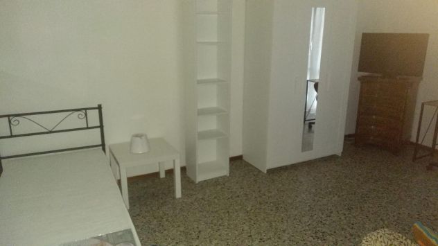 camera singola in affitto a Pavia in zona Stazione