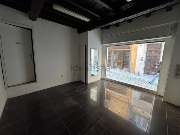 appartamento in affitto a Pavia in zona Centro Città