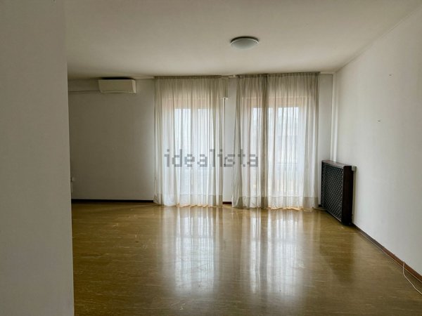 appartamento in affitto a Pavia