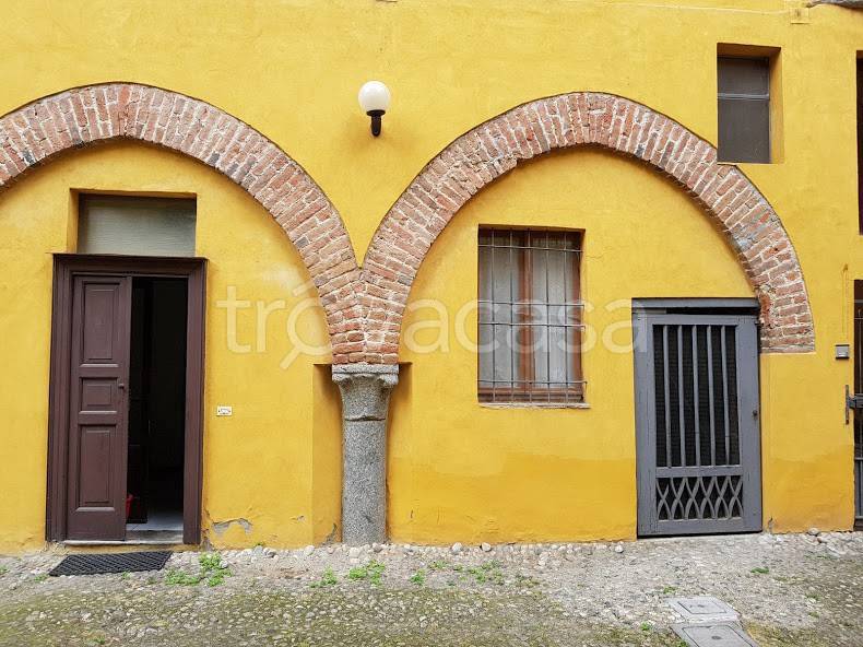 appartamento in affitto a Pavia in zona Centro Città