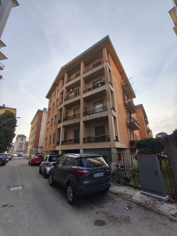 appartamento in affitto a Pavia in zona Borgo Ticino