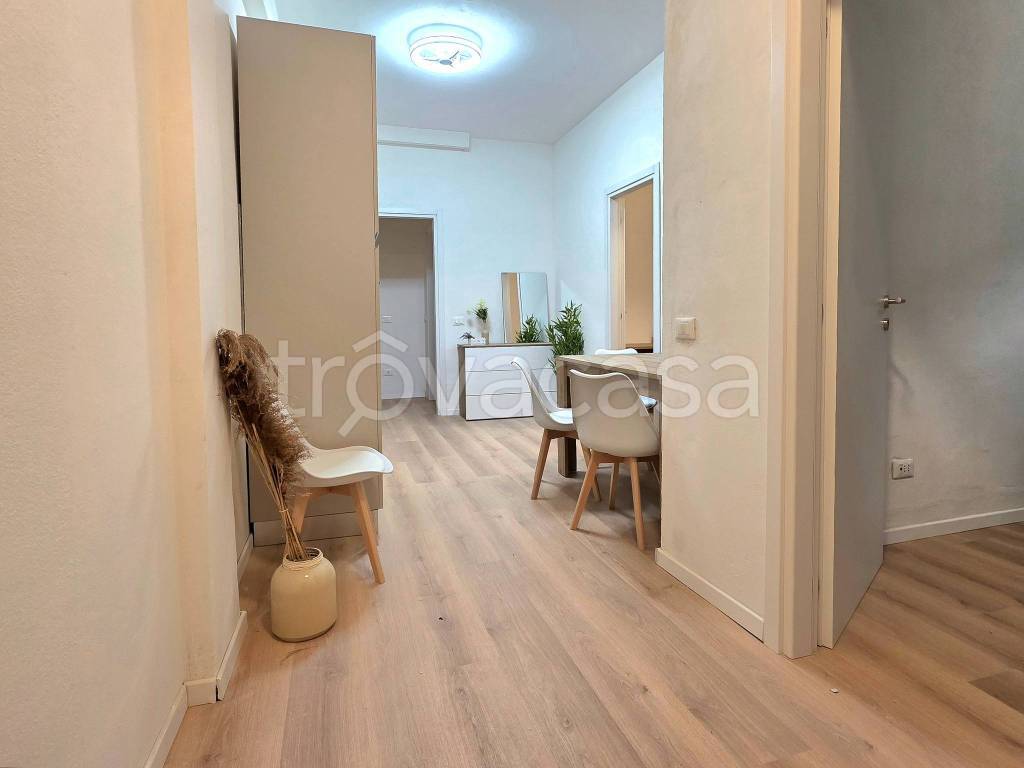 appartamento in affitto a Pavia in zona Pompieri