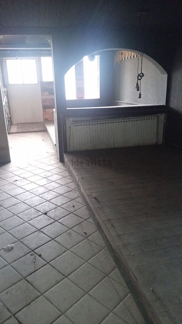 negozio in affitto a Pavia