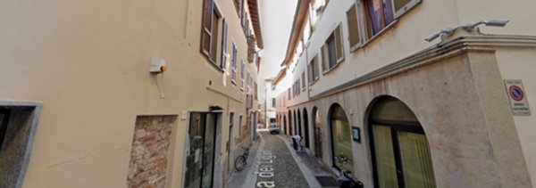 appartamento in affitto a Pavia in zona Centro Città