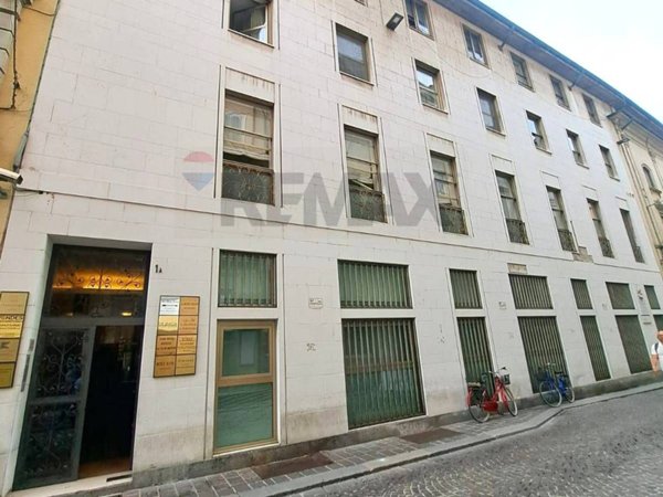 appartamento in affitto a Pavia in zona Centro Città