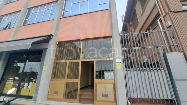 ufficio in affitto a Pavia in zona Campo Coni