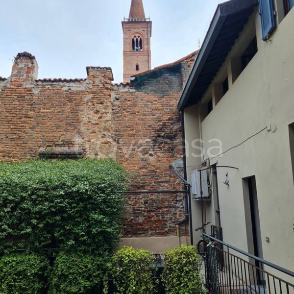 appartamento in affitto a Pavia in zona Centro Città