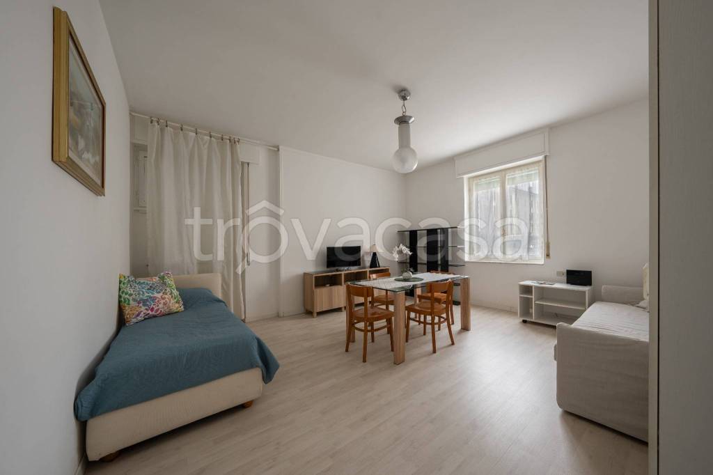 appartamento in affitto a Pavia in zona Centro Città