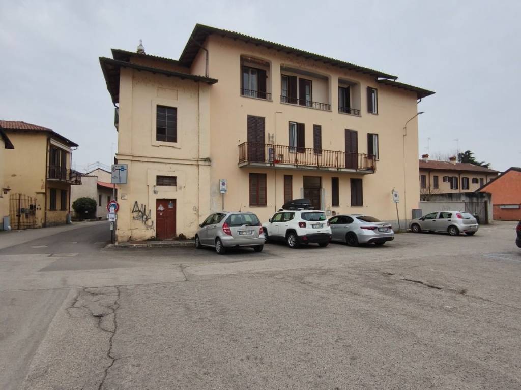 appartamento in affitto a Pavia in zona Borgo Ticino