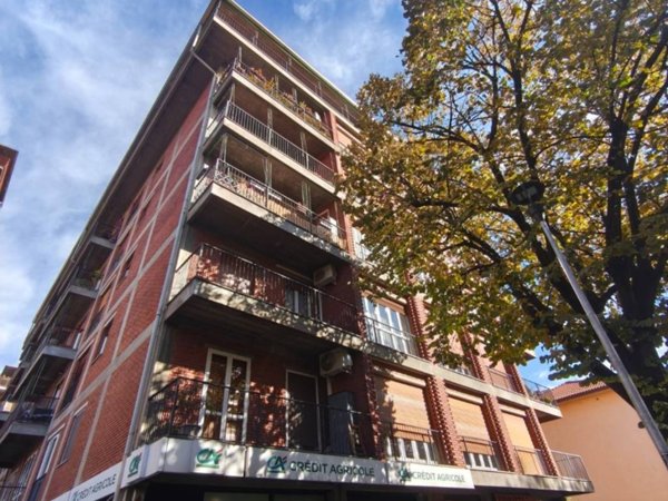 appartamento in affitto a Pavia in zona Campari