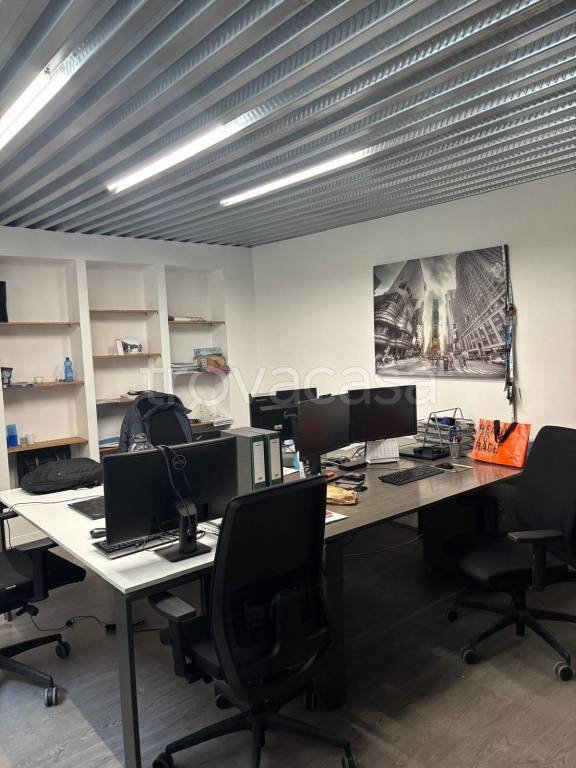 ufficio in affitto a Pavia in zona San Pietro