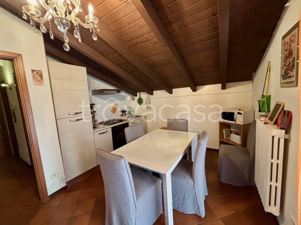 appartamento in affitto a Pavia in zona Centro Città