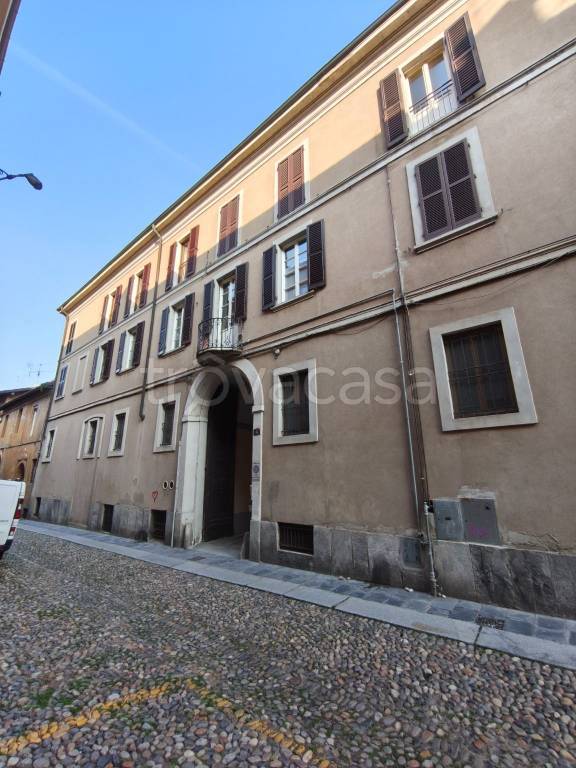 appartamento in affitto a Pavia in zona Centro Città