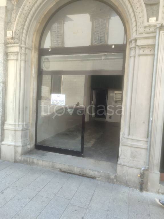 negozio in affitto a Pavia in zona Centro Città