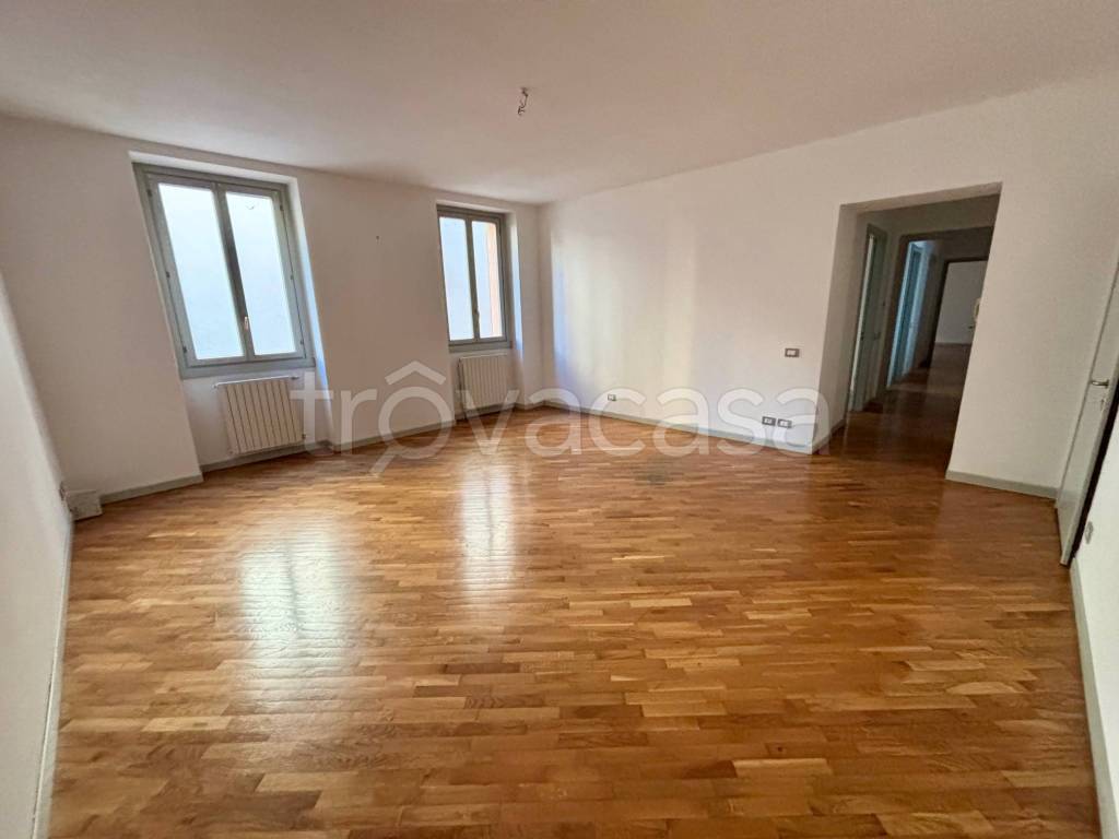 appartamento in affitto a Pavia in zona Centro Città